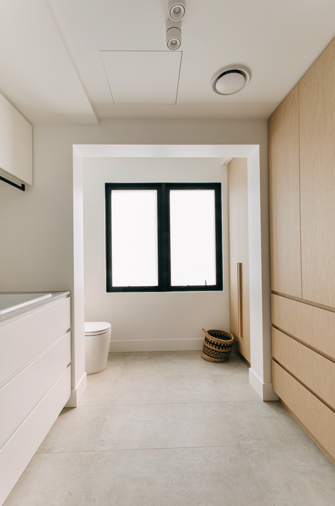 HASTINGS ST | BEACH VIEW FAMILY RESIDENCE