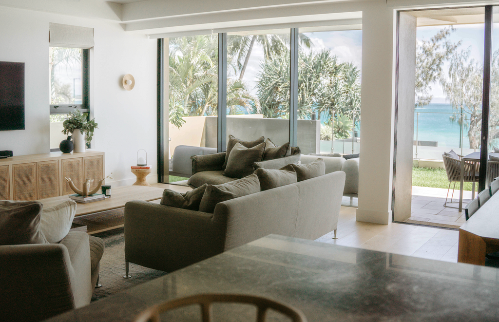 HASTINGS ST | BEACH VIEW FAMILY RESIDENCE