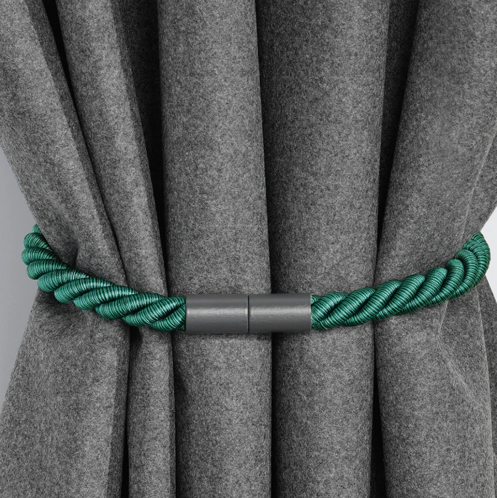 CUSTOM HARDWARE, ACCESSORIES & BESPOKE HEADINGS