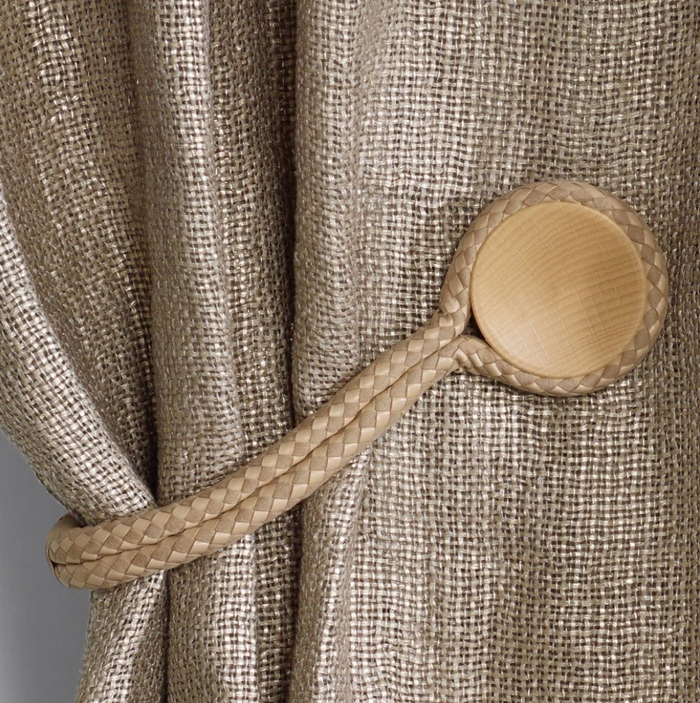 CUSTOM HARDWARE, ACCESSORIES & BESPOKE HEADINGS