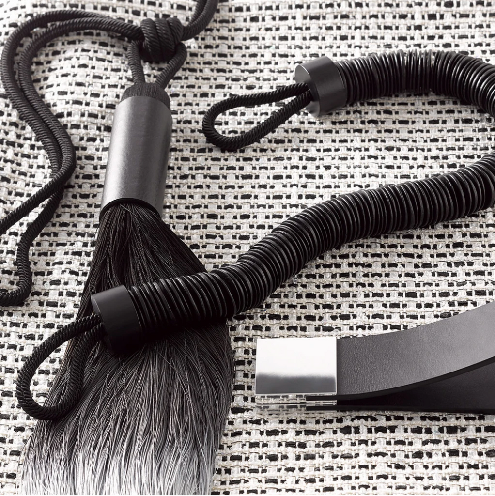 CUSTOM HARDWARE, ACCESSORIES & BESPOKE HEADINGS